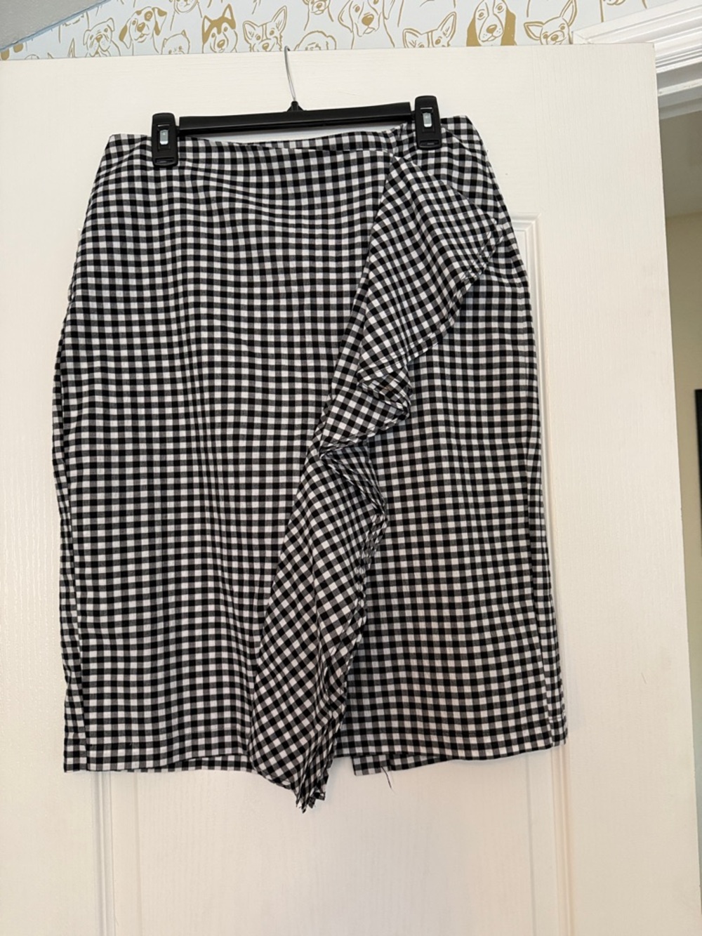 Who What Wear Black and White Gingham Ruffle Pencil Skirt